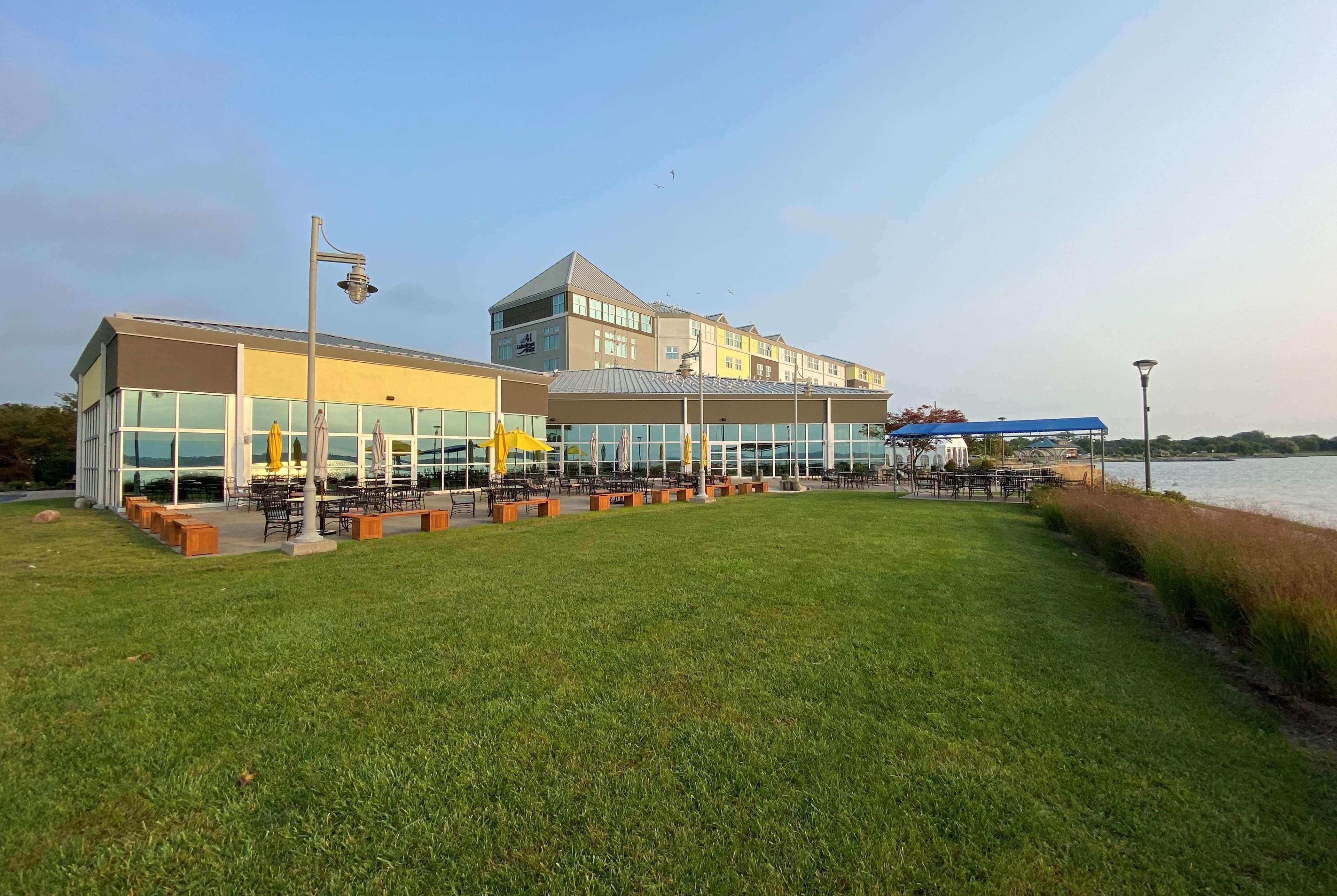 41 Lakefront Hotel, Trademark Collection By Wyndham Geneva Exterior photo