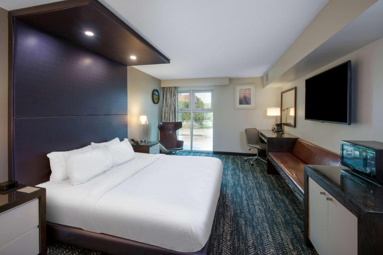 41 Lakefront Hotel, Trademark Collection By Wyndham Geneva Exterior photo